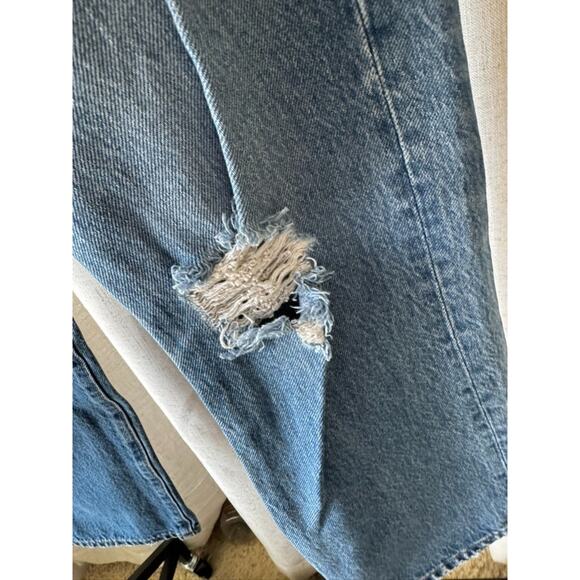 Madewell Classic Straight Jeans | Distressed Ripped Knee Size 26 - Picture 4 of 8